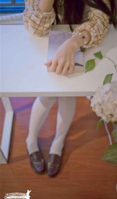 欧美街拍女短牛仔_BDHD高清在线观看