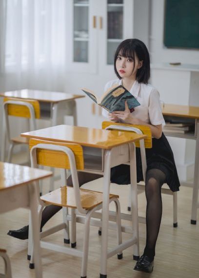 精品第一国产综合精品蜜芽_BD韩语免费高清观看