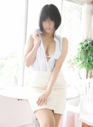 欧美女装外套_字幕高清版在线观看