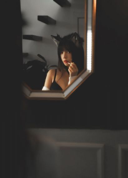 欧美大牌皮草时尚街拍_蓝光高清在线观看