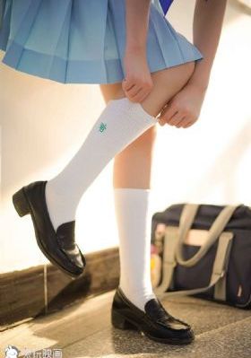 女生喘息的一首歌曲_BD国语全集免费观看