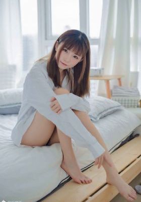 欧美丰满翘臀150p_老版国语字幕