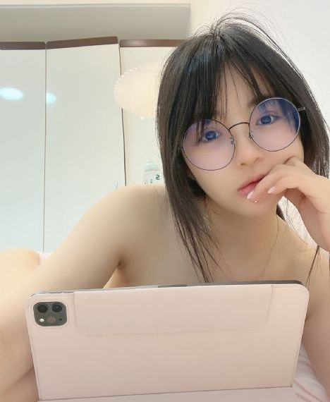 国产依人视频在线观看_HD在线观看高清