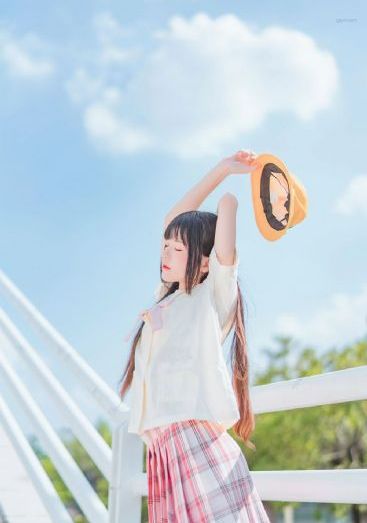 欧美精产国品一二三产品免费观看_4KBD在线观看
