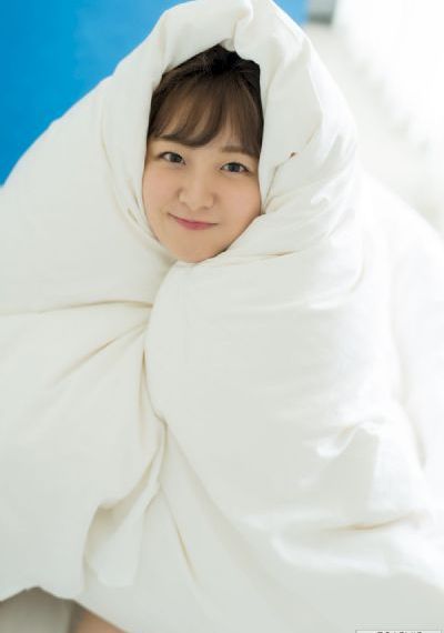 色噜噜日韩图片第一页_720高清完整版